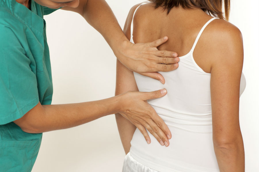 Лечение болей в спине в домашних условиях | Med & Care